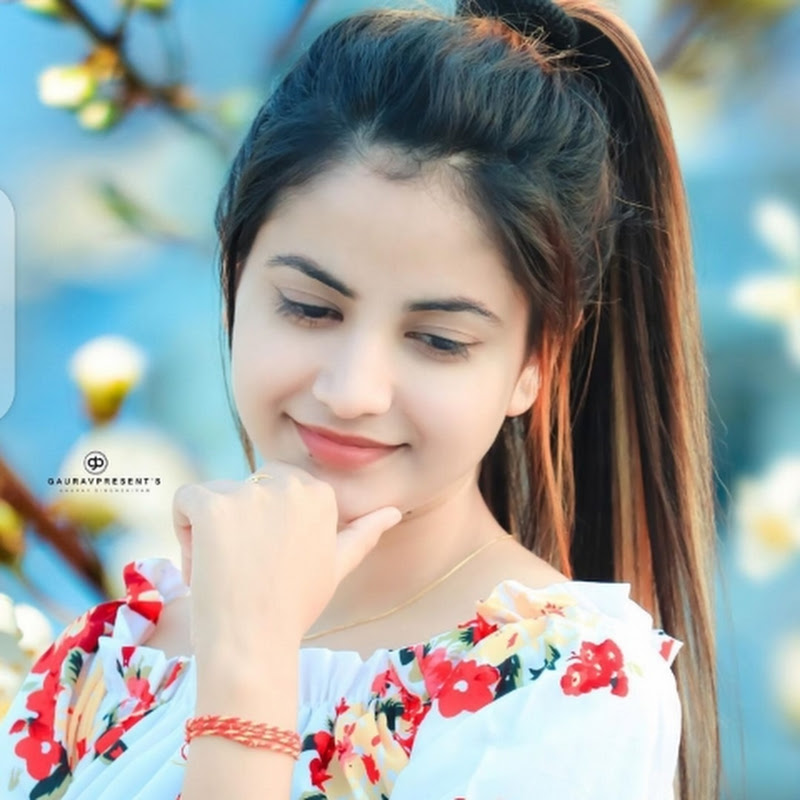 Hire Safari 420 status — Mom Vlogs & Family Life (Older Kids) YouTube creator for sponsorships