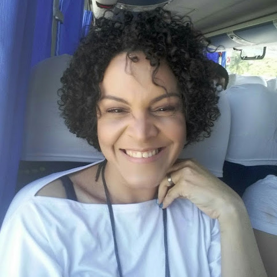 VirgÃ­nia Oliveira YouTube channel avatar
