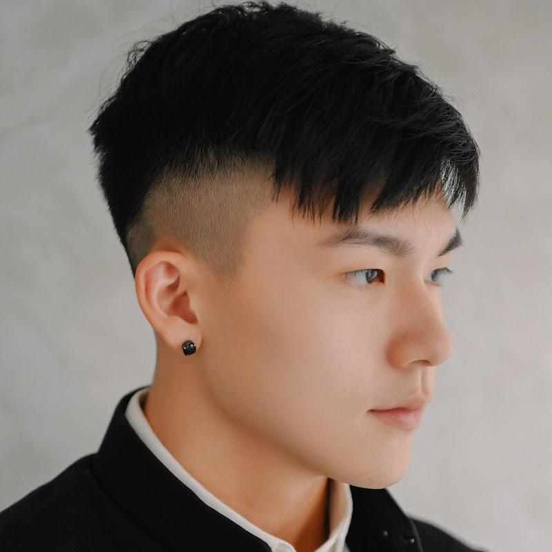 Robert Hung - 網紅的藏寶箱 