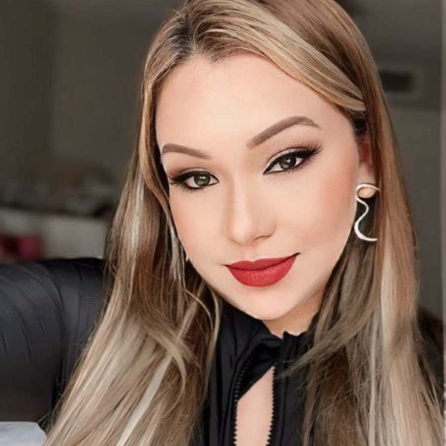 Karol Sullivan YouTube channel avatar