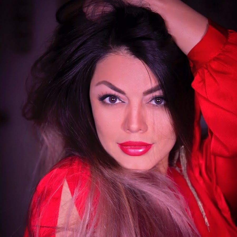 Mojgan Azimi Official YouTube kanalı avatarı