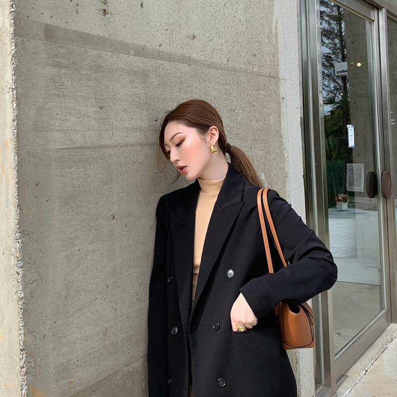 Cara Wu - 網紅的藏寶箱 