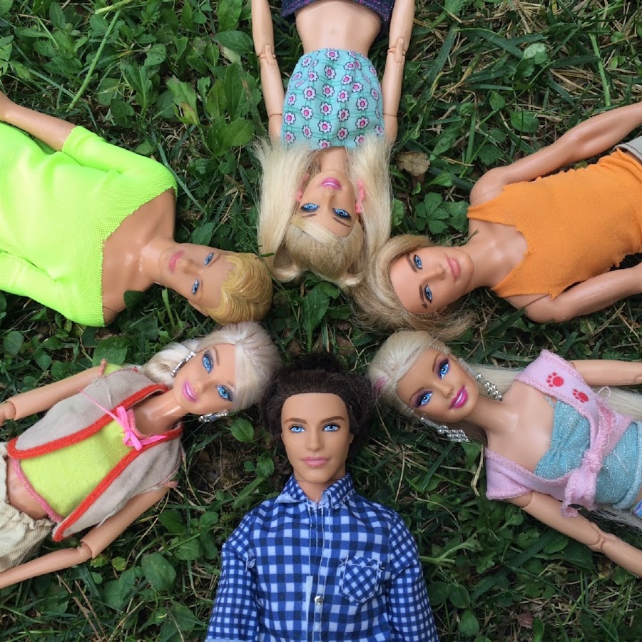 Girl Barbie YouTube channel avatar