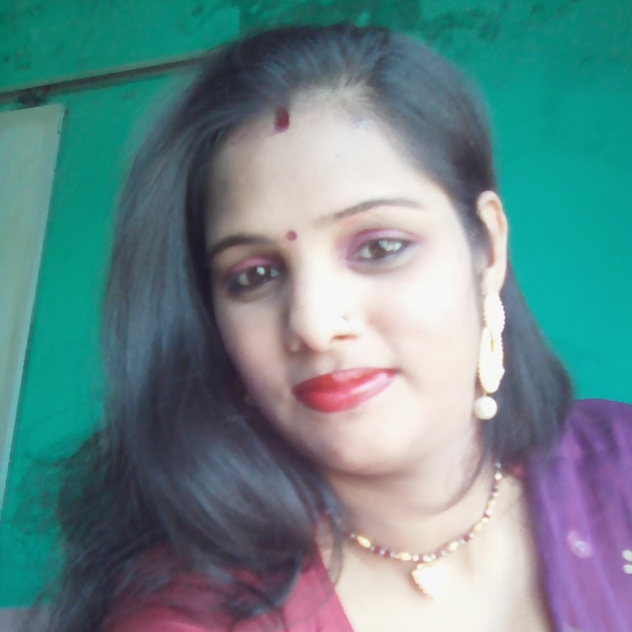 Priyanka Patkar .Indian Vlogger Priyanka Patkar YouTube channel avatar