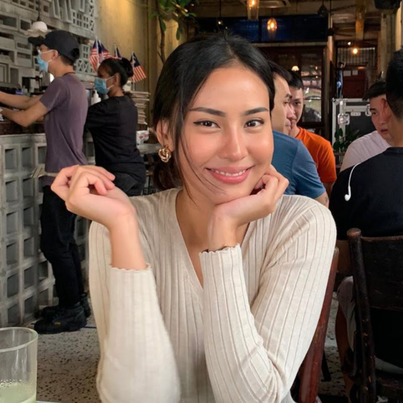 Siti Khadijah Halim - 網紅的藏寶箱 