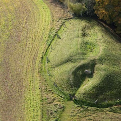 Thumbnail of related channel