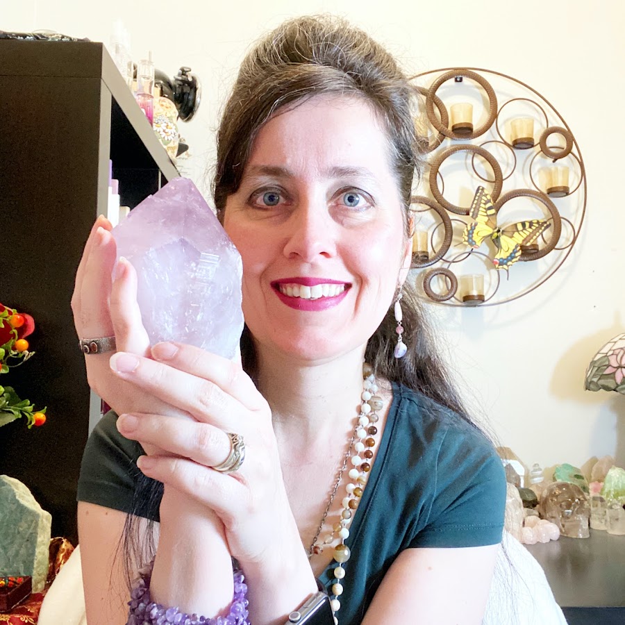 Crystal Healing YouTube channel avatar