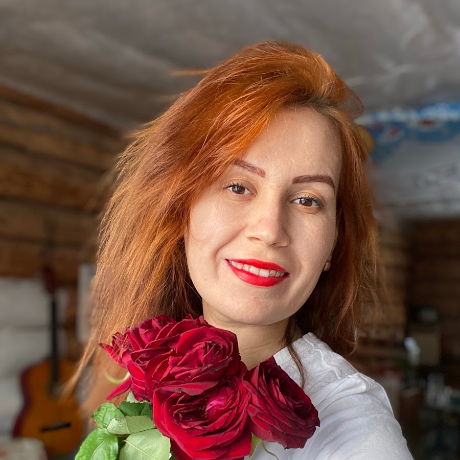Polina Ignateva YouTube channel avatar