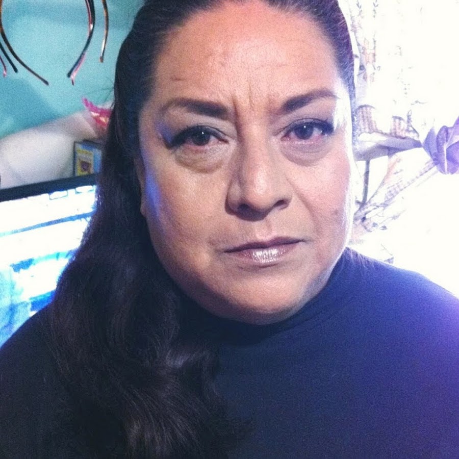 Isabel Herrera رمز قناة اليوتيوب