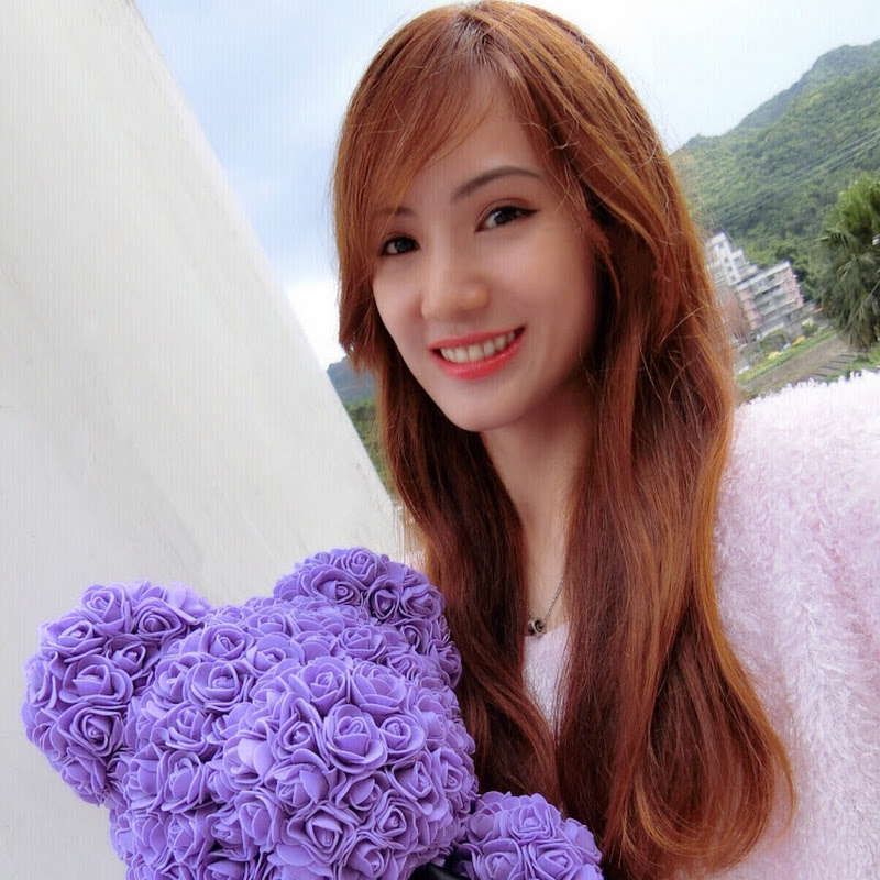 苡芯YiXin_Golf - 網紅的藏寶箱 