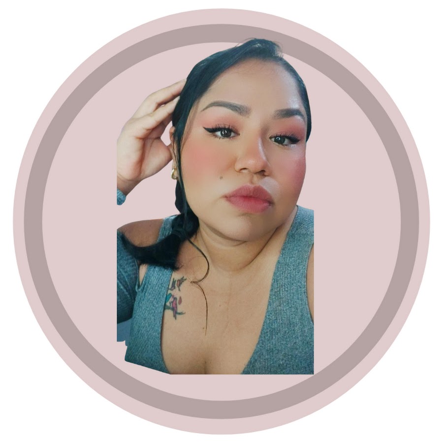 Erika Blop YouTube channel avatar