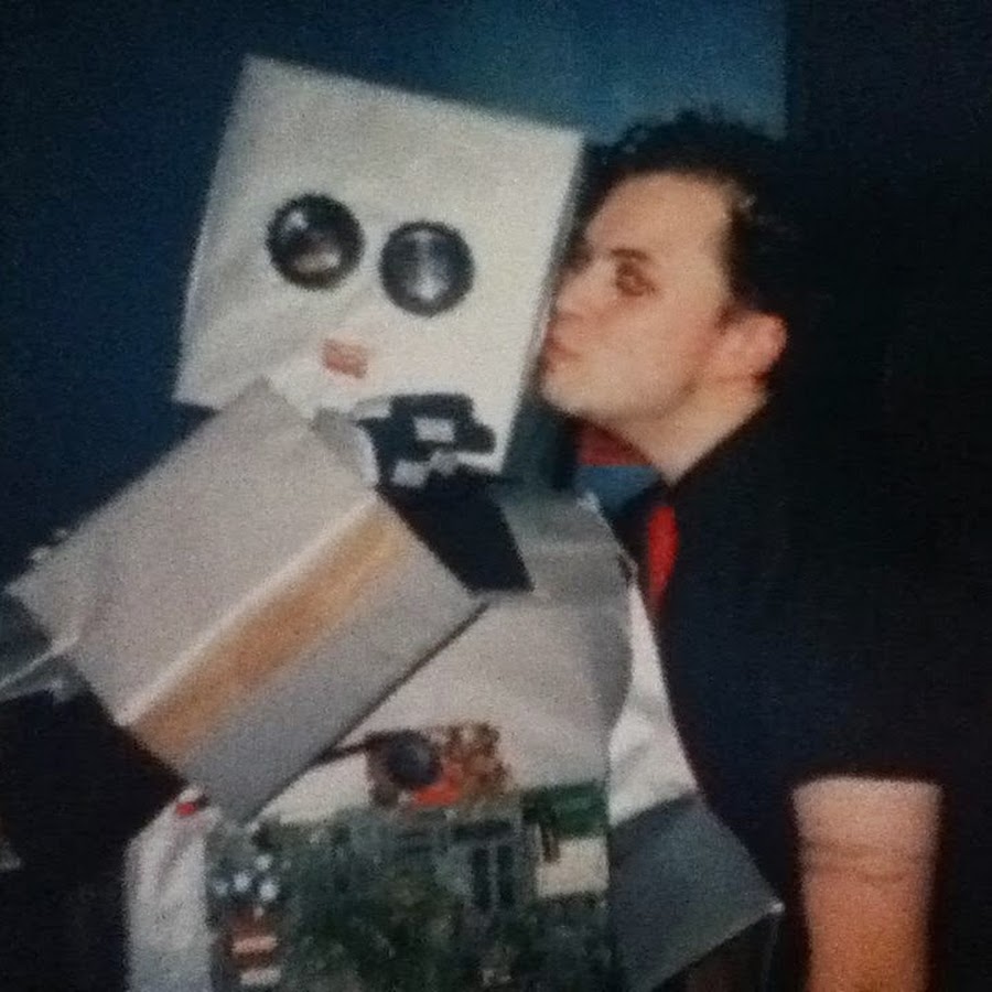 Kiss My Robot