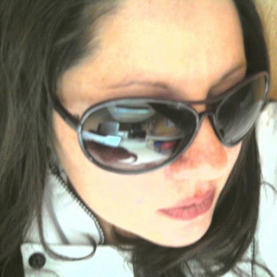 LILIANA RIVERA YouTube channel avatar