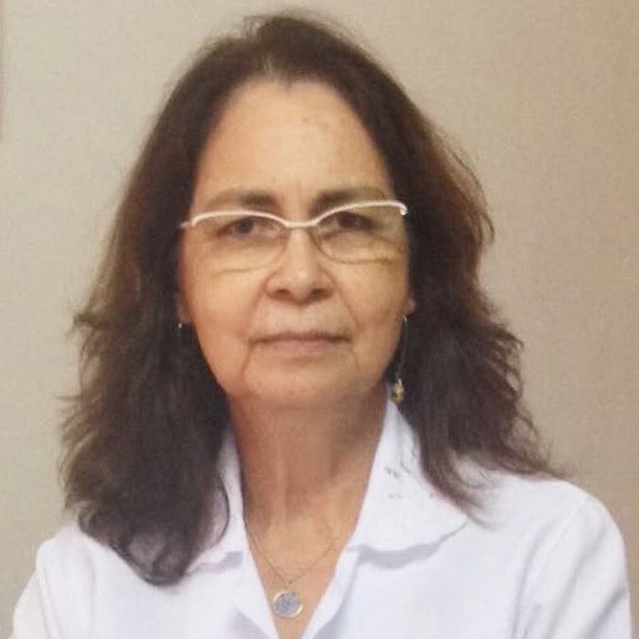 Dra. June Arantes -