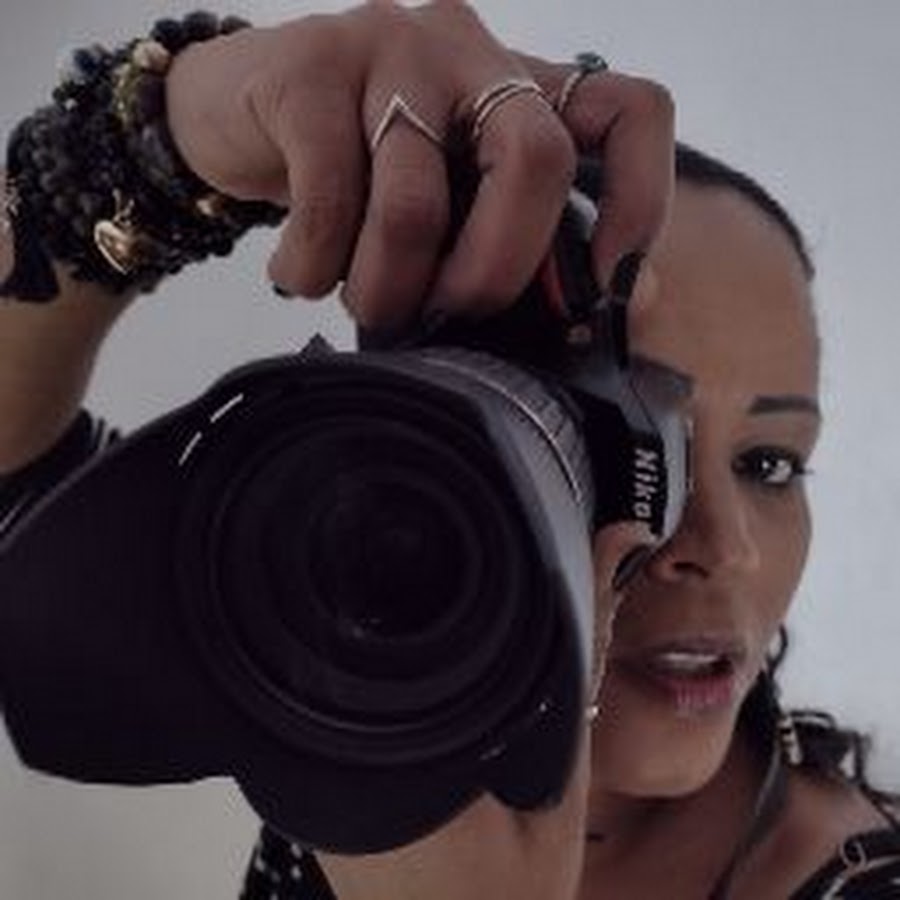 Fernanda Marques YouTube channel avatar