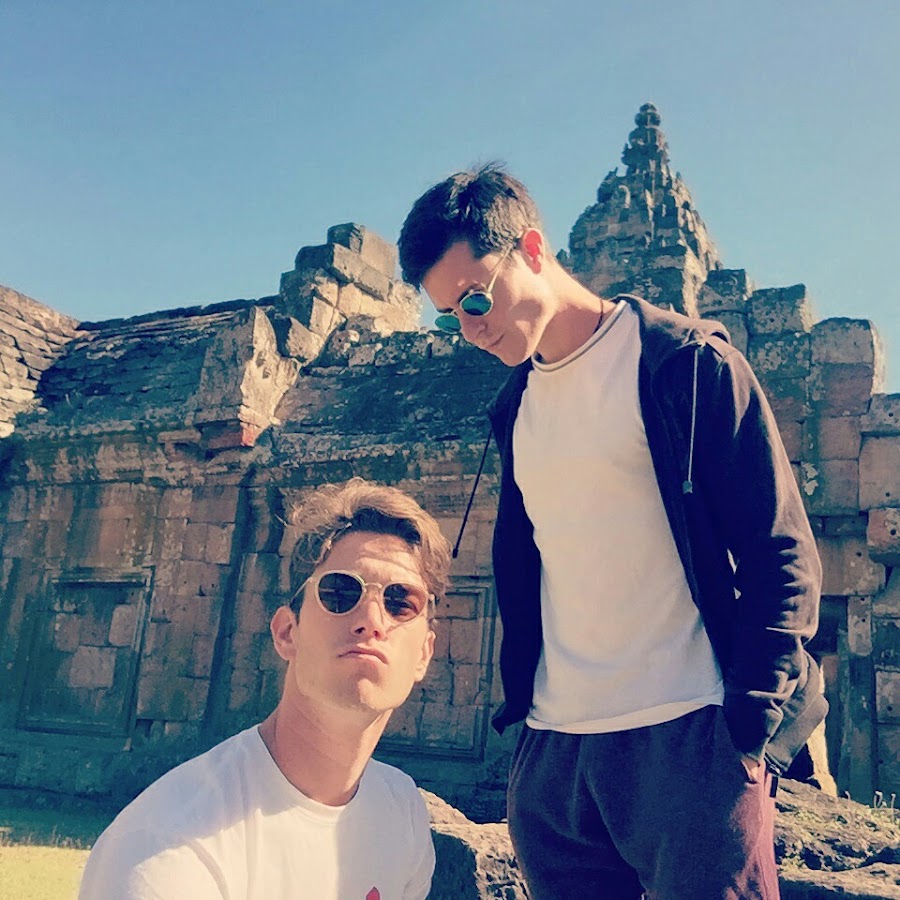 Two Broskis YouTube channel avatar
