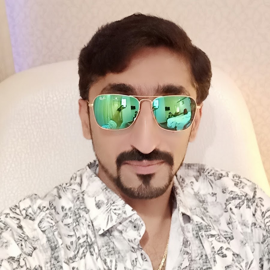 Mahesh Bhoma YouTube kanalı avatarı