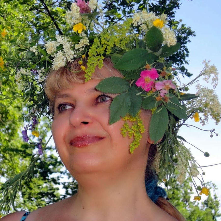 Olga Kanunnikova YouTube channel avatar