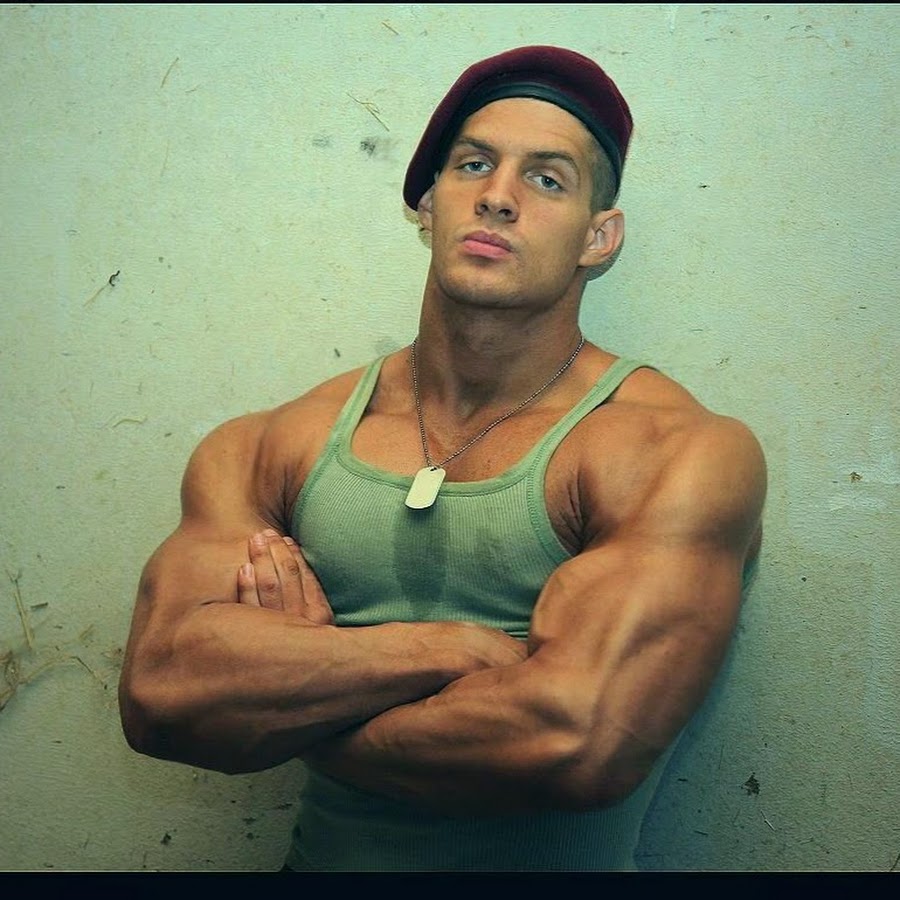 Ласло бодибилдер