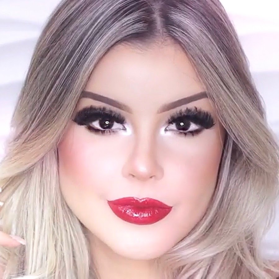 Lua Andrade MakeUp YouTube channel avatar