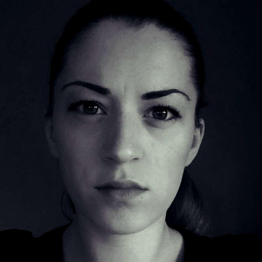 Marta Drzazga YouTube channel avatar