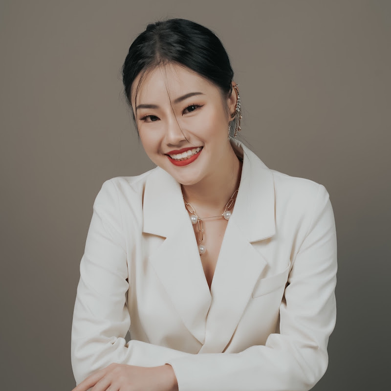 Jessie Lau - 網紅的藏寶箱 