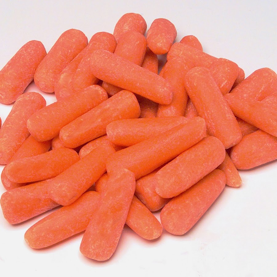 á´¶á´¼á´º Eats Carrots