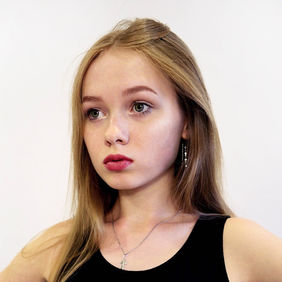 Natasha Fresh YouTube channel avatar