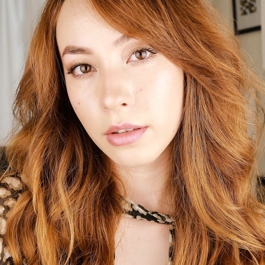 Victoria Emi YouTube channel avatar