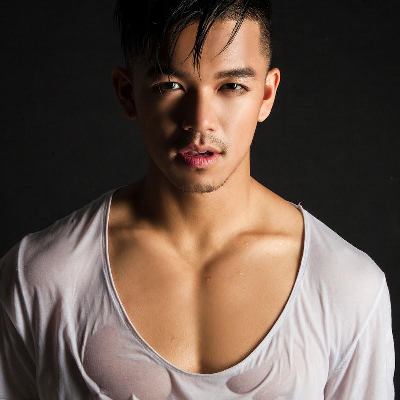 Trong Hieu Official - 網紅的藏寶箱 