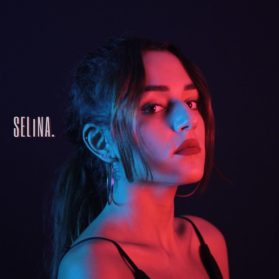 Selina YouTube channel avatar