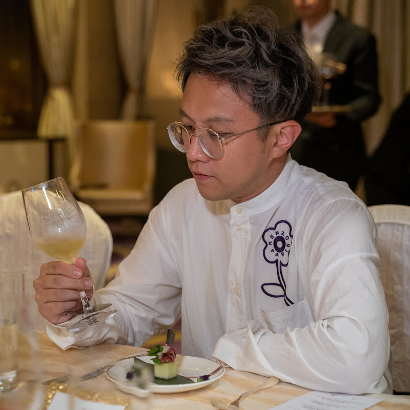 黑Gap Kevin Ho - 網紅的藏寶箱 