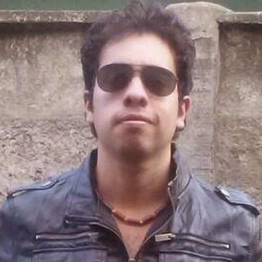 Manuel Vasquez YouTube channel avatar