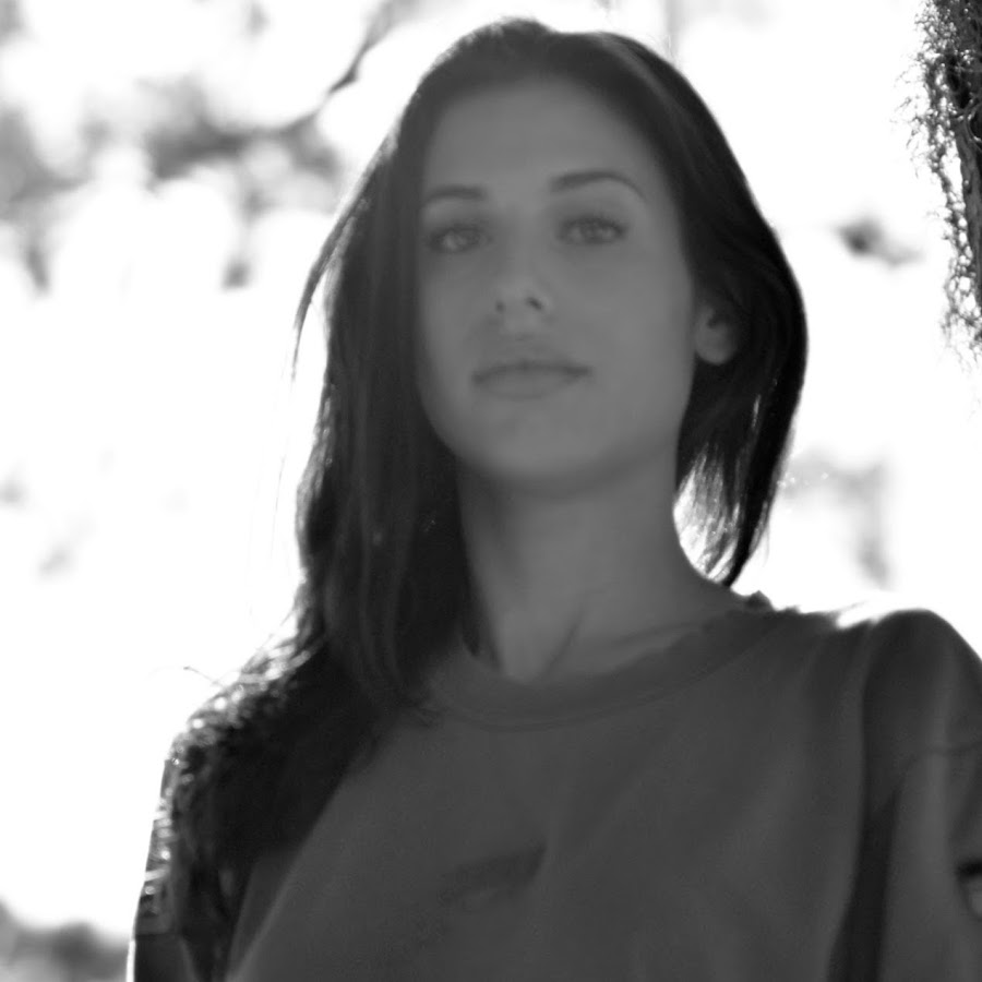 Eva Daniela Hoesch Youtube