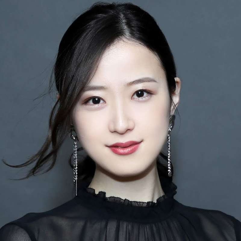 Yuriko Katagiri - 網紅的藏寶箱 