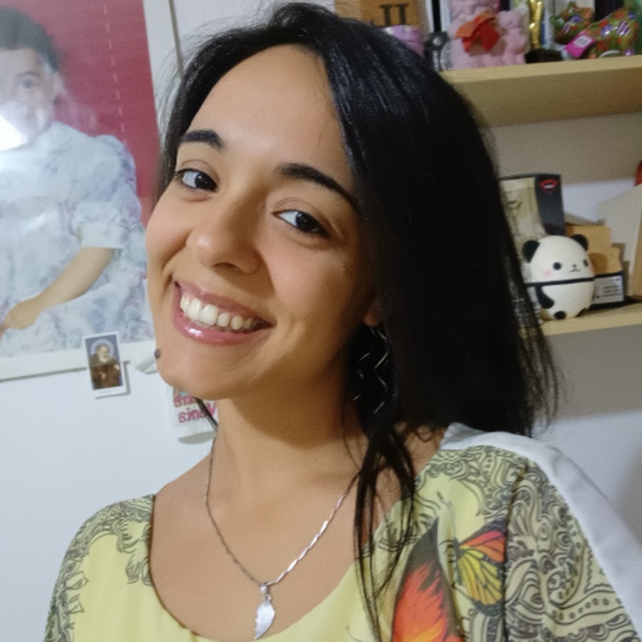 Mariana Gasparro YouTube channel avatar