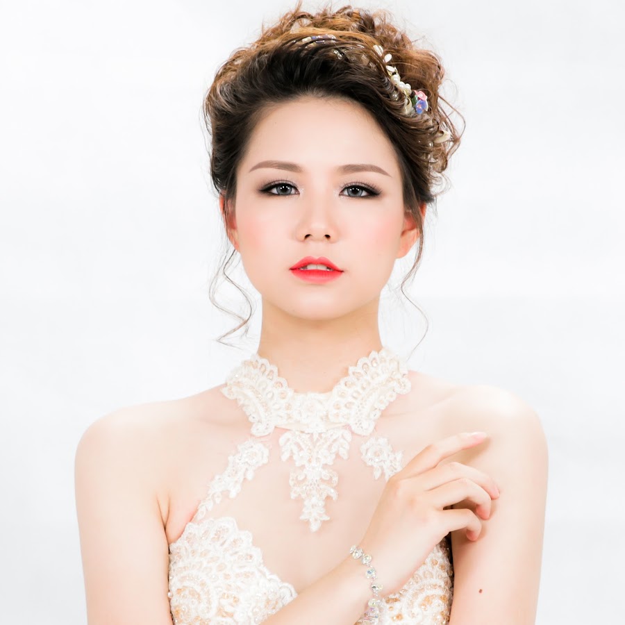 Mai Phan Makeup Artist رمز قناة اليوتيوب