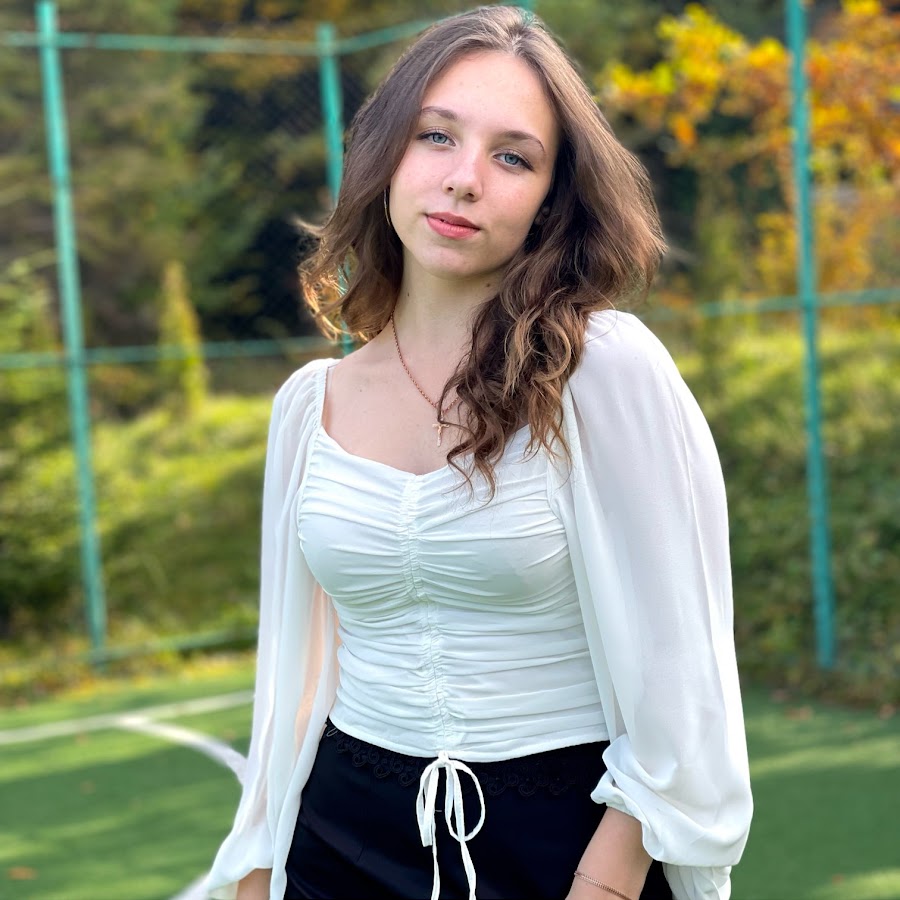 Alinka Plihtyak YouTube channel avatar
