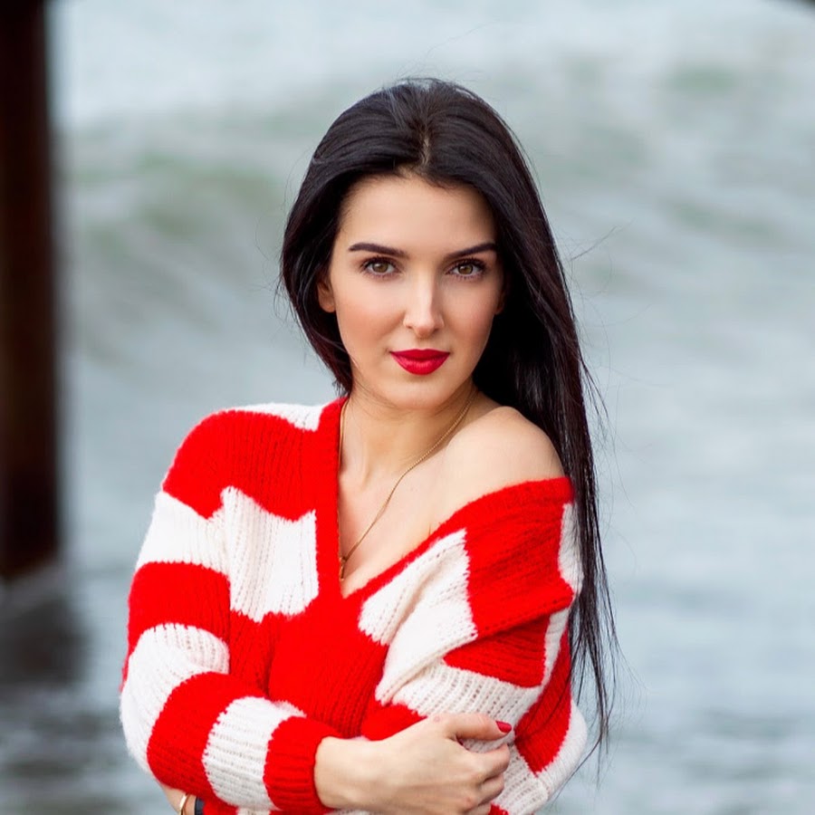 Блоггер лиззка. Блоггер ша. Блоггер ша. Квин блогерша. Саша айс и софа купер.