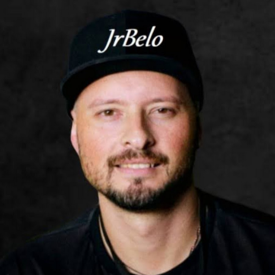 JrBelo Quatro YouTube channel avatar