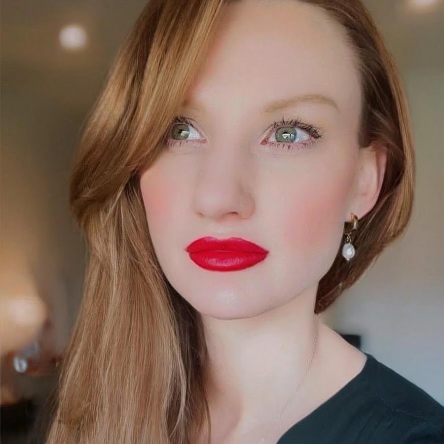 Abigail Wainwright YouTube channel avatar