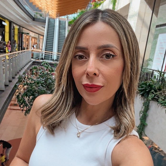 Thais e Thalita Matsura Net Worth & Earnings (2026)