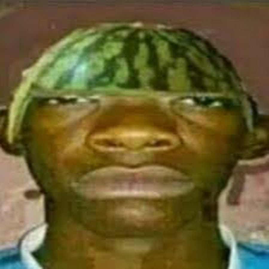 Meme: "Хочу тульский пряник, Бабаевский батончик И клубнички по скидочке." - All