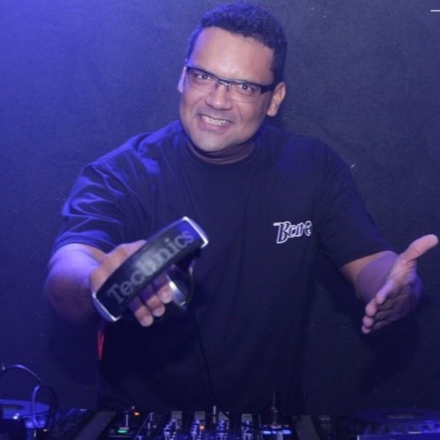 DJ PEZAO