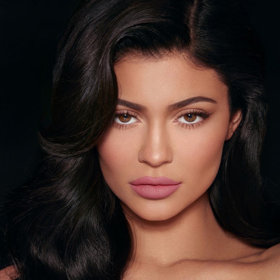 Kylie Jenner رمز قناة اليوتيوب