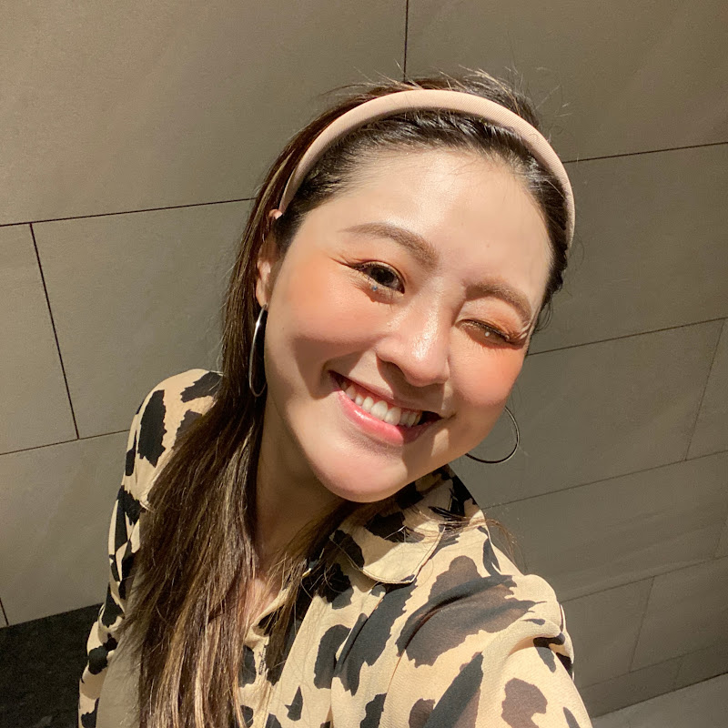 許莉潔ZJ - 網紅的藏寶箱 