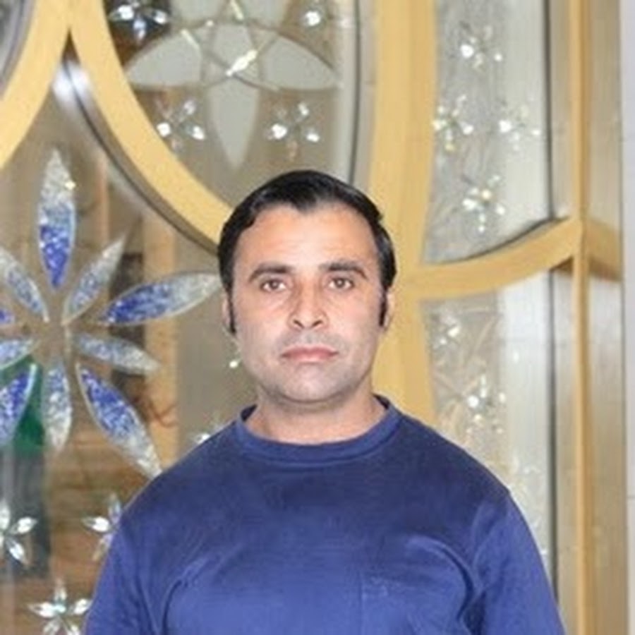 Zeb Khan