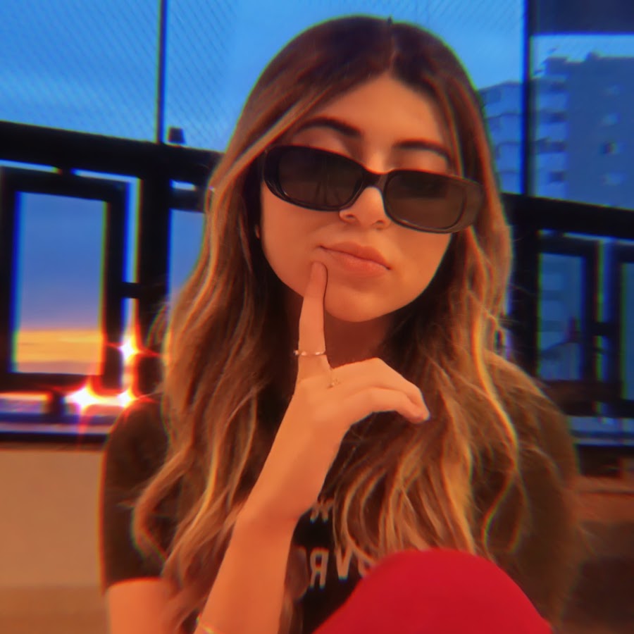 Fernanda ClasseA YouTube channel avatar