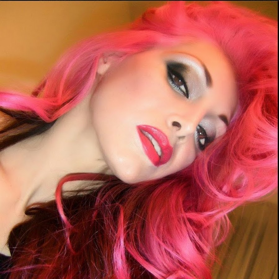 MissSandyCandy Hair Stylist Tutorials Avatar canale YouTube 