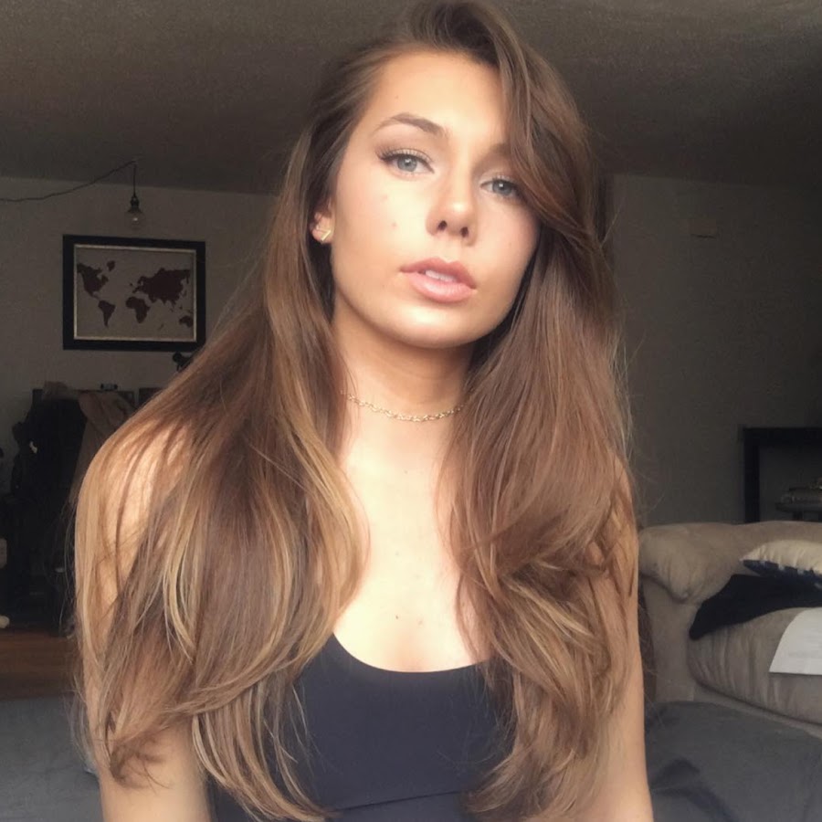Olivia Mecca YouTube channel avatar